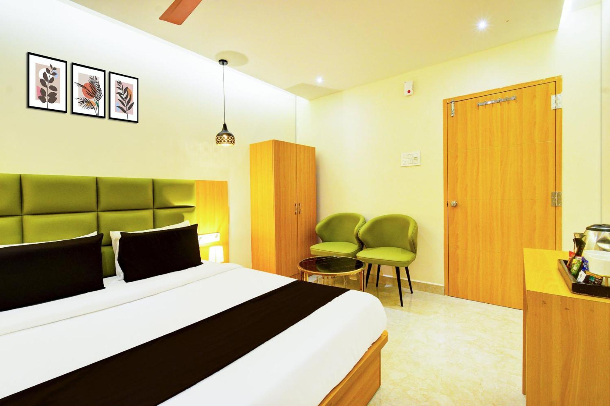 Hotel O Svs Suites Luxury Rooms Trimulgherry المظهر الخارجي الصورة