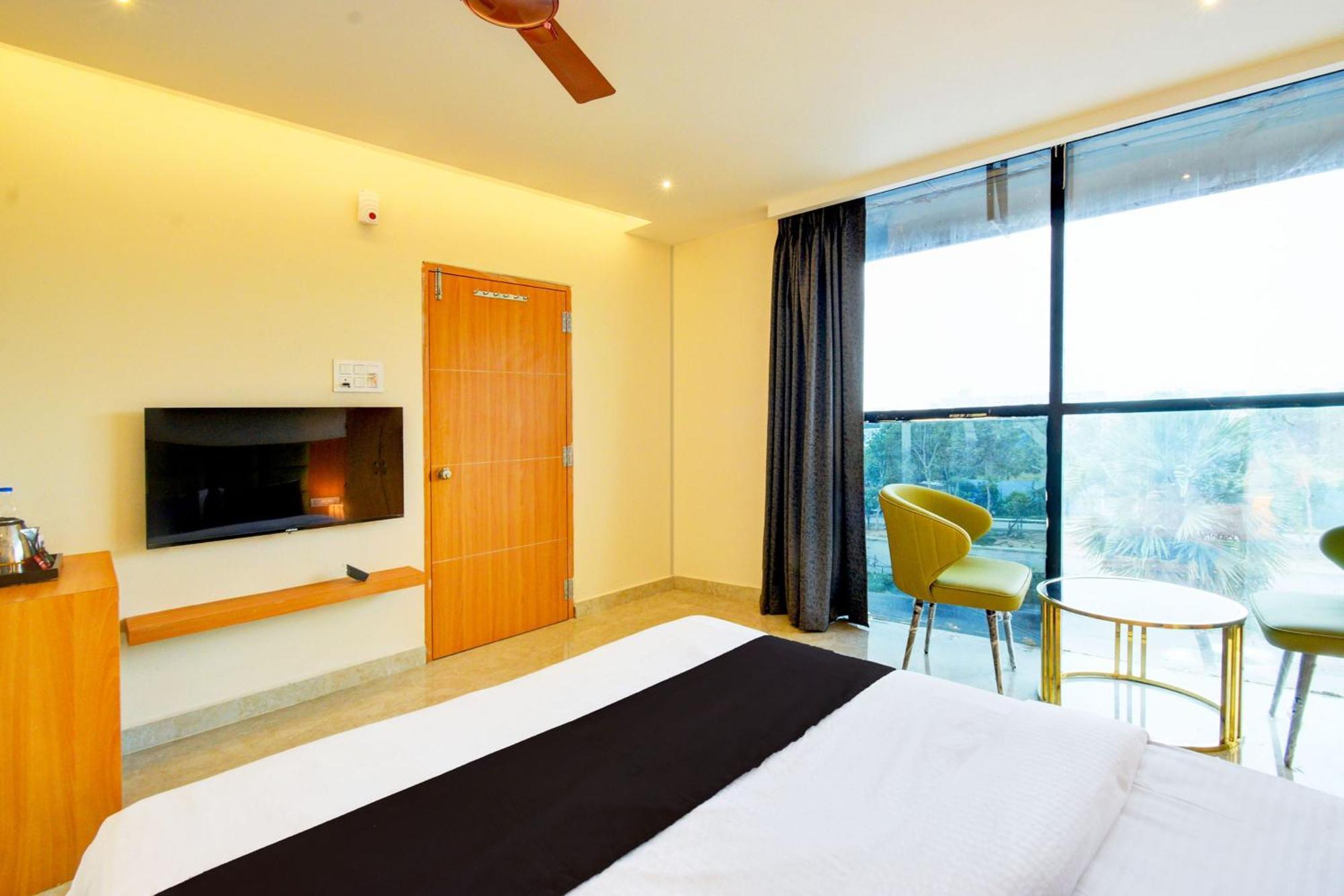 Hotel O Svs Suites Luxury Rooms Trimulgherry المظهر الخارجي الصورة